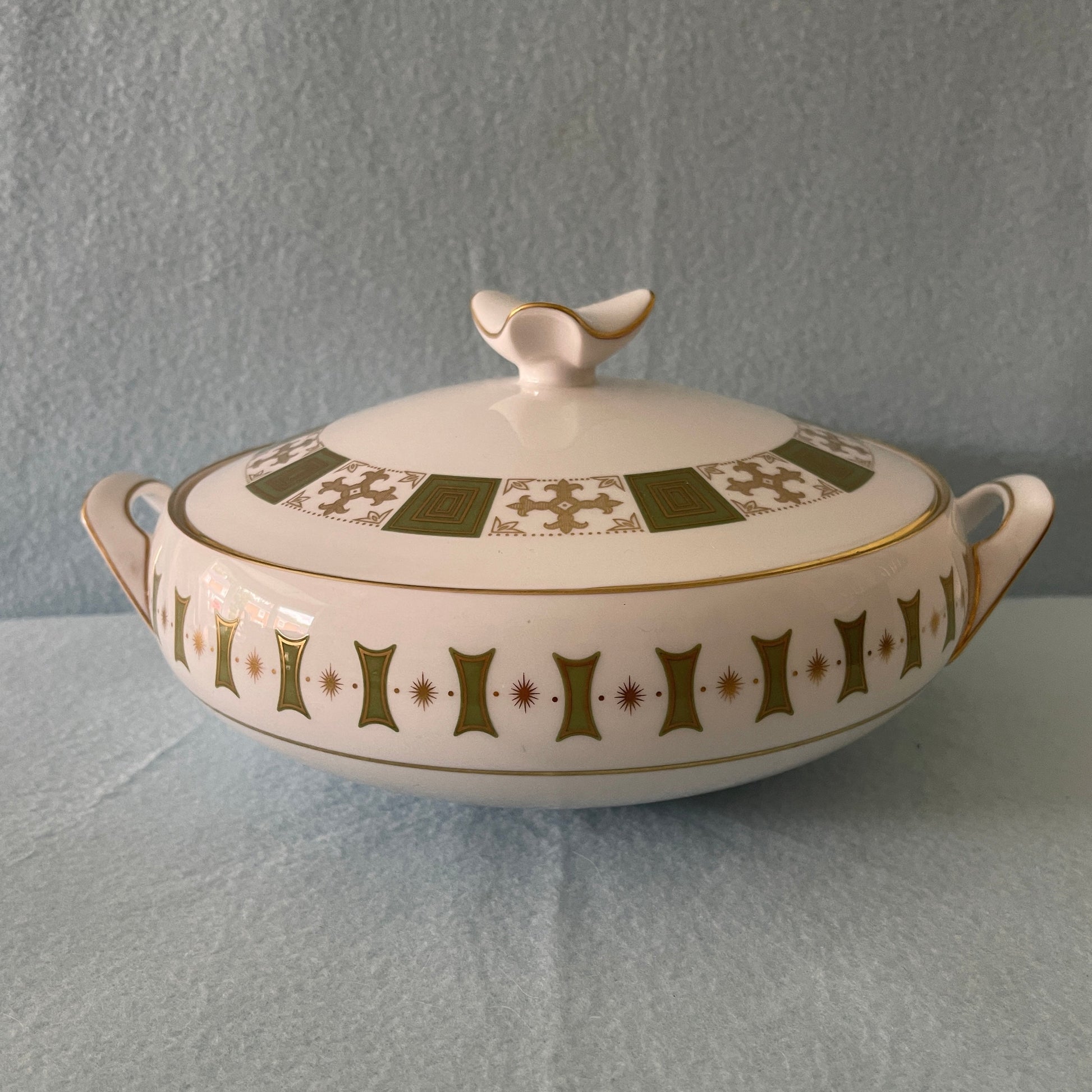 Spode Persia - Green - Y8018 Vegetable Tureen with Lid