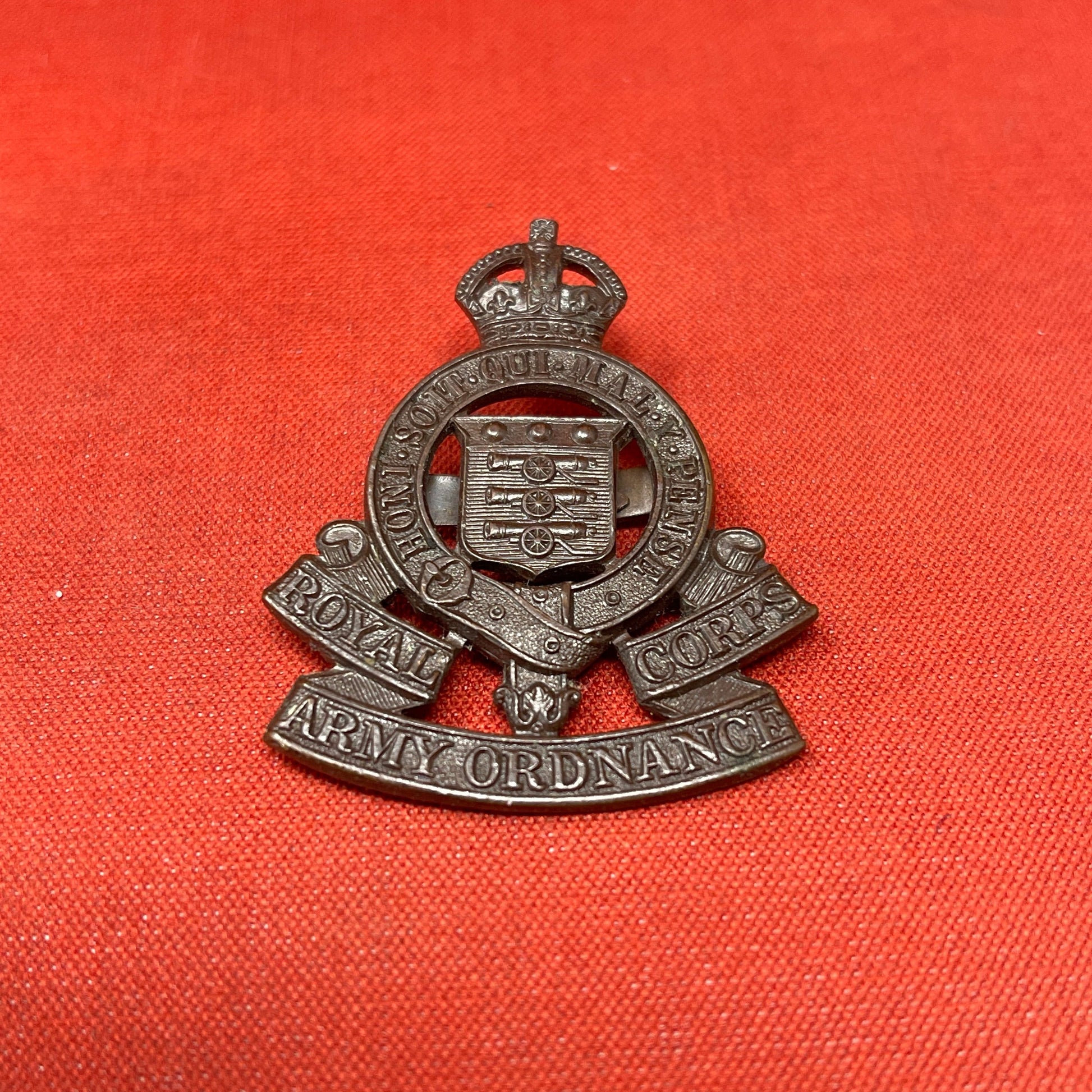 Royal Ordnance Corps 1920-1947 Cap Badge