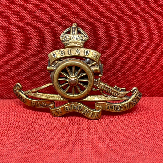 Royal Field Artilery King George V Cap Badge