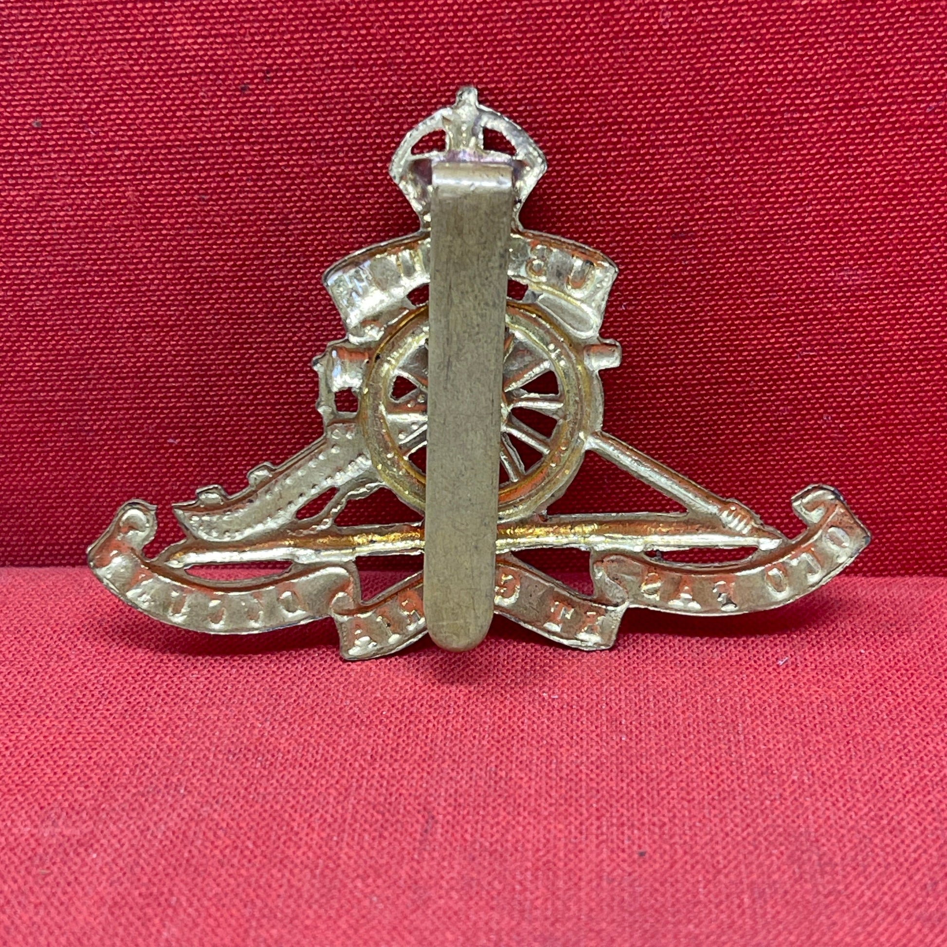 cap badge