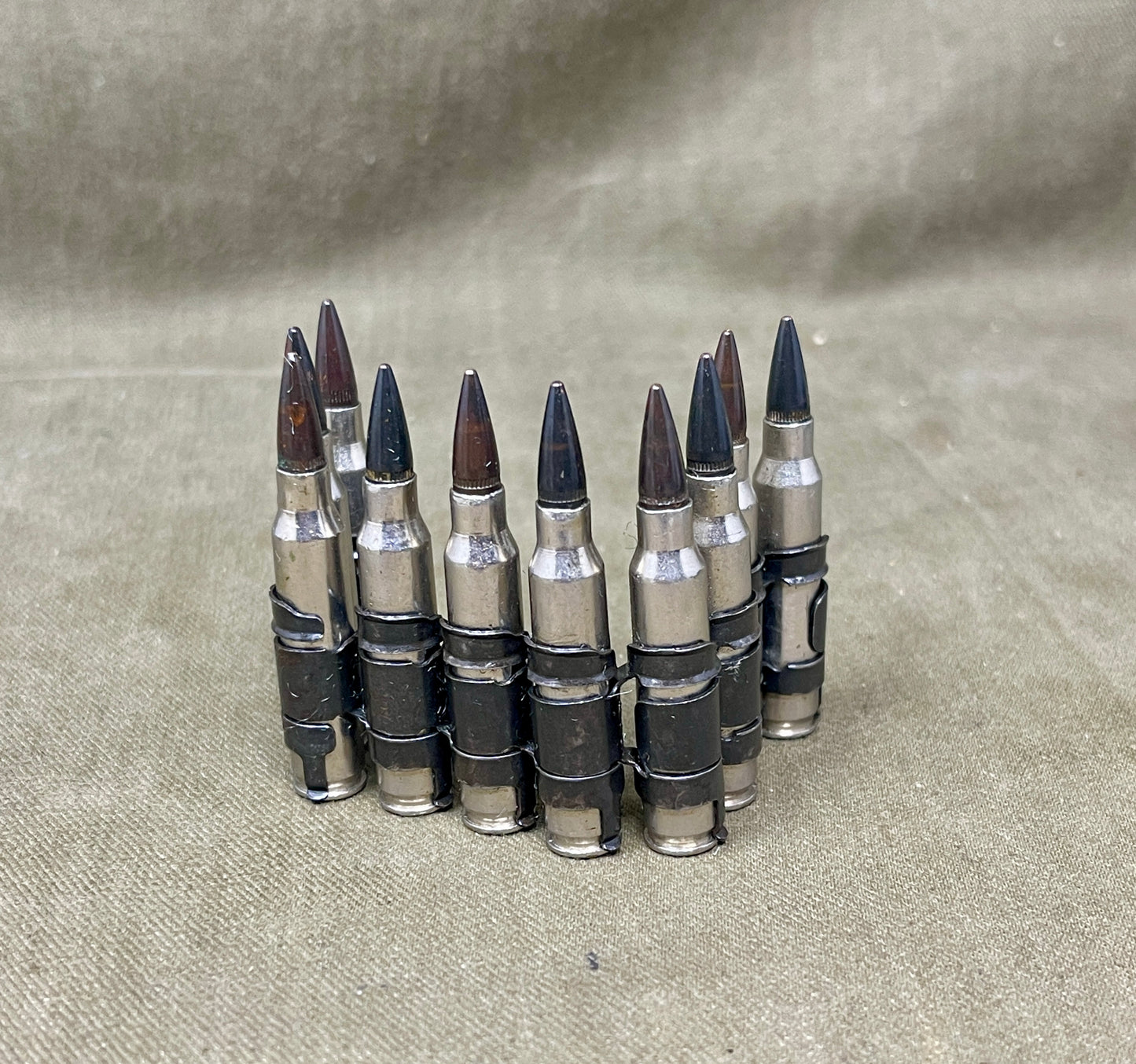 M249 LMG 5.56mm Nickel‑Plated INERT Belt of 10 | Display Ammunition