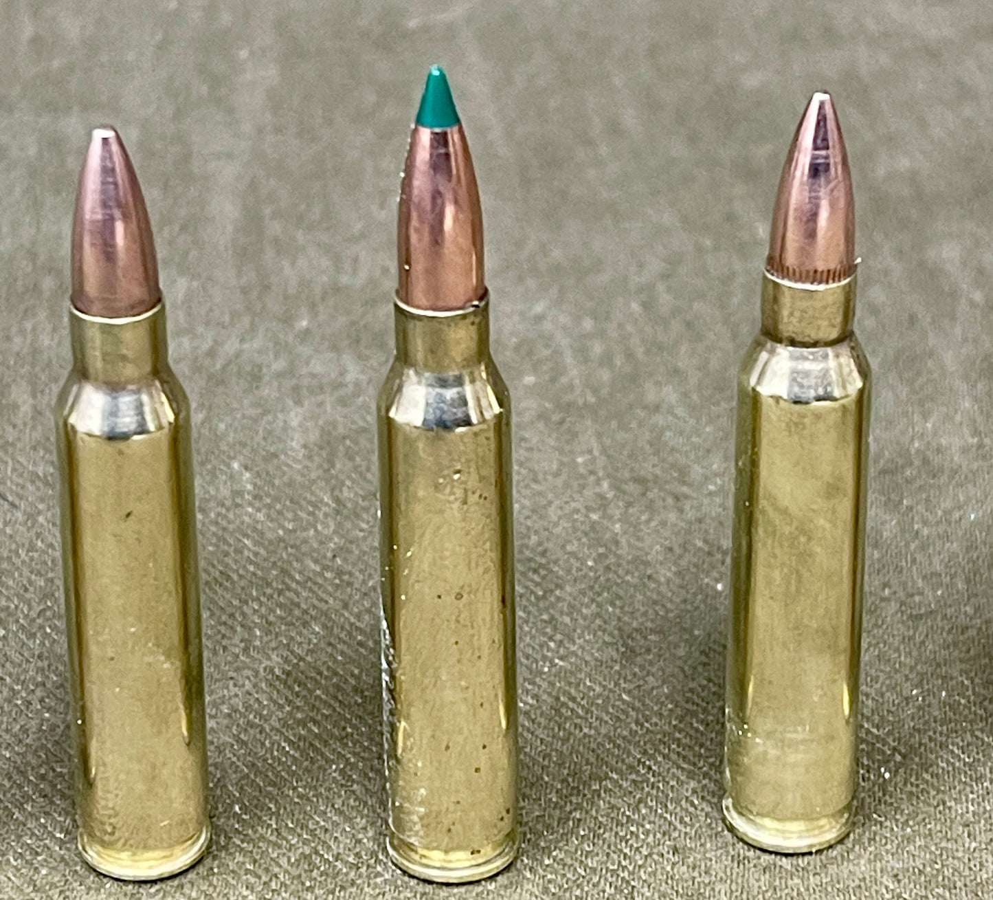Selection of 5× Inert .223 / 5.56 NATO Rounds – Hunting & Military Mix