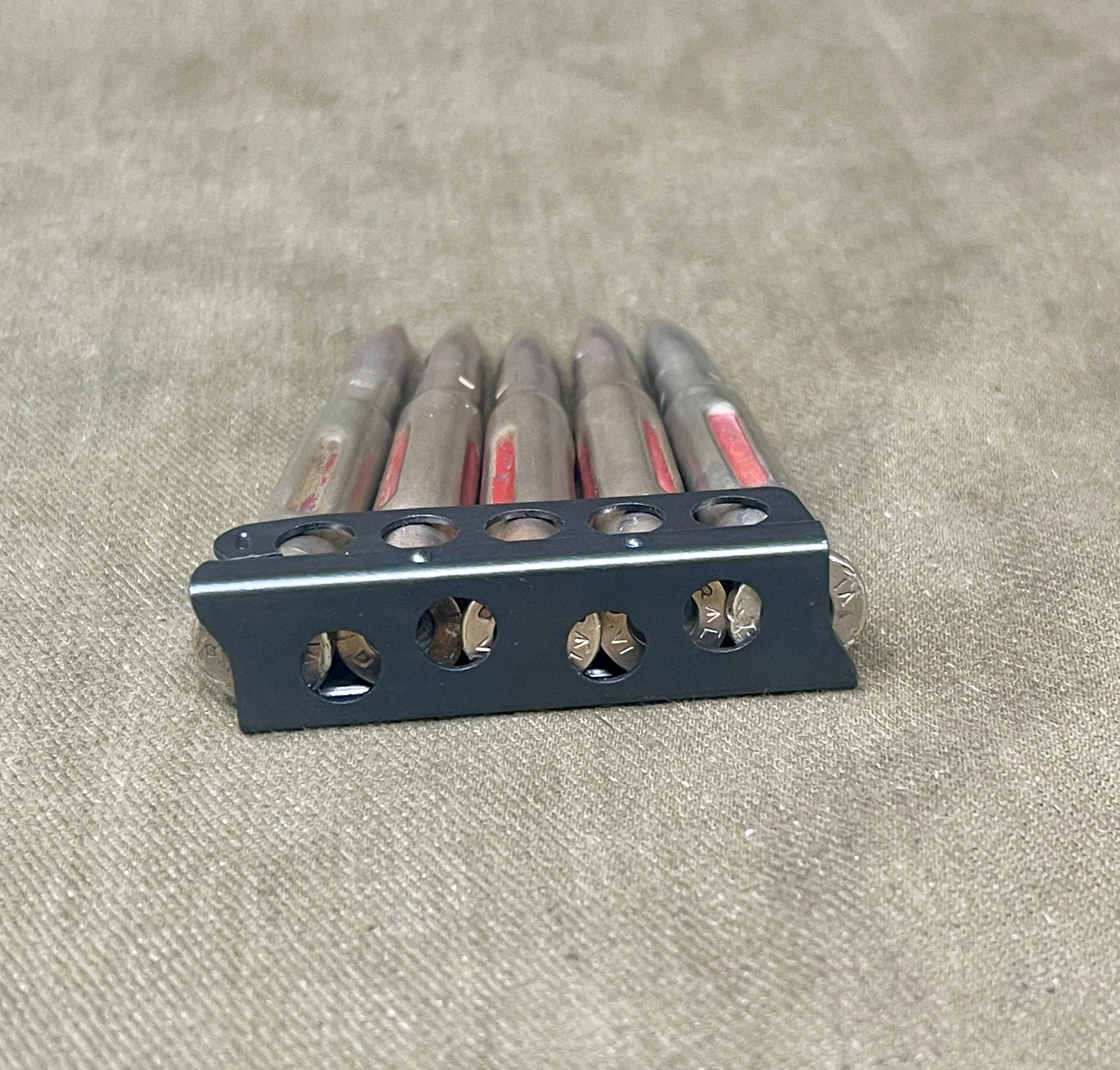 Charger of Five Mk6 .303 Drill Rounds – RL Royal Laboratory | Original British Drill Ammunition