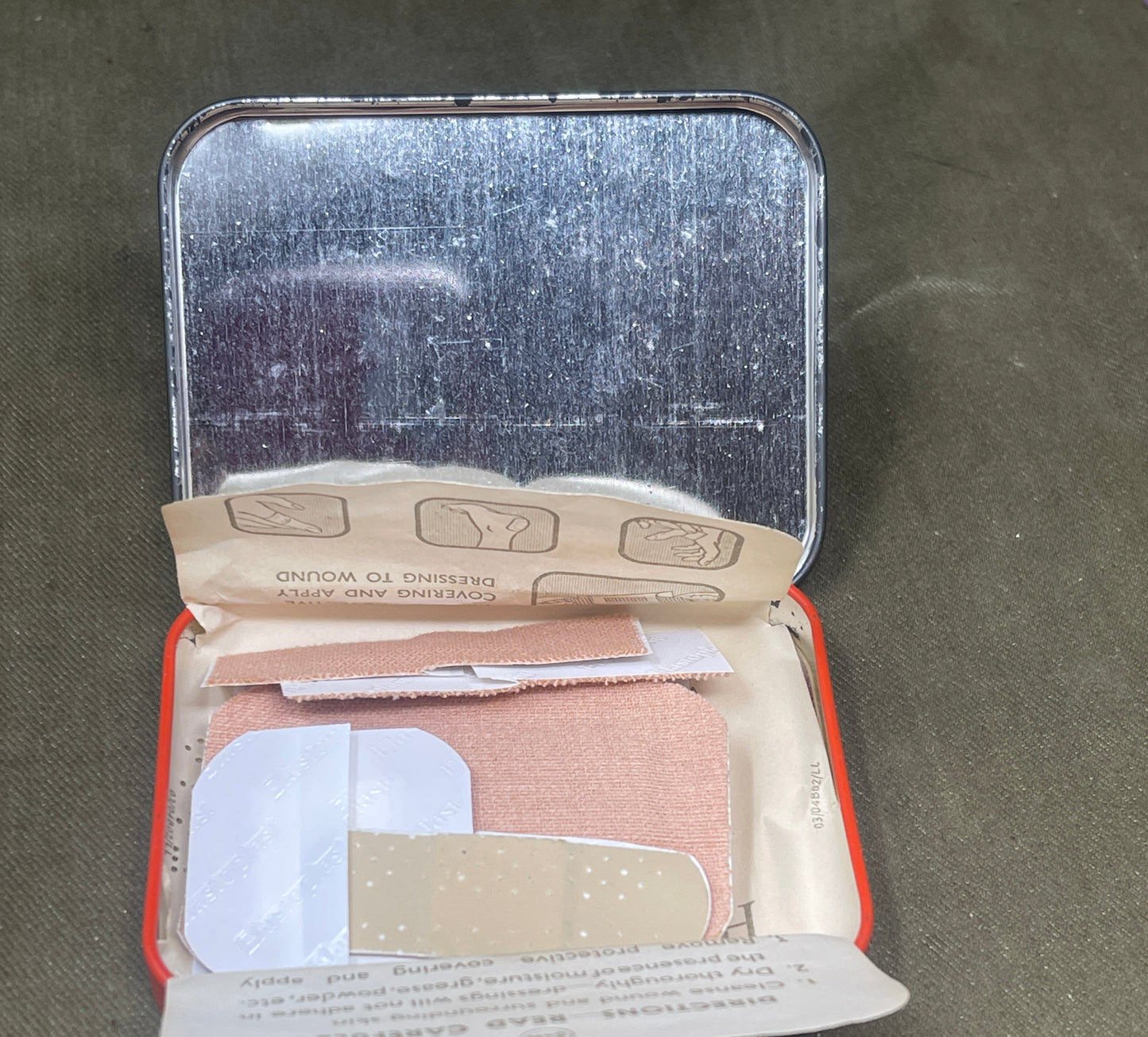 Vintage Antique Medical Tins – Elastoplast & Meggazones