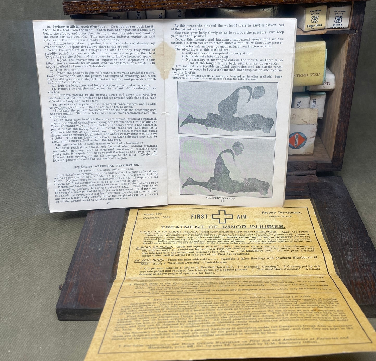 Original WW2 Paragon Wall Mounted First Aid Box – Complete Military First Aid Kit