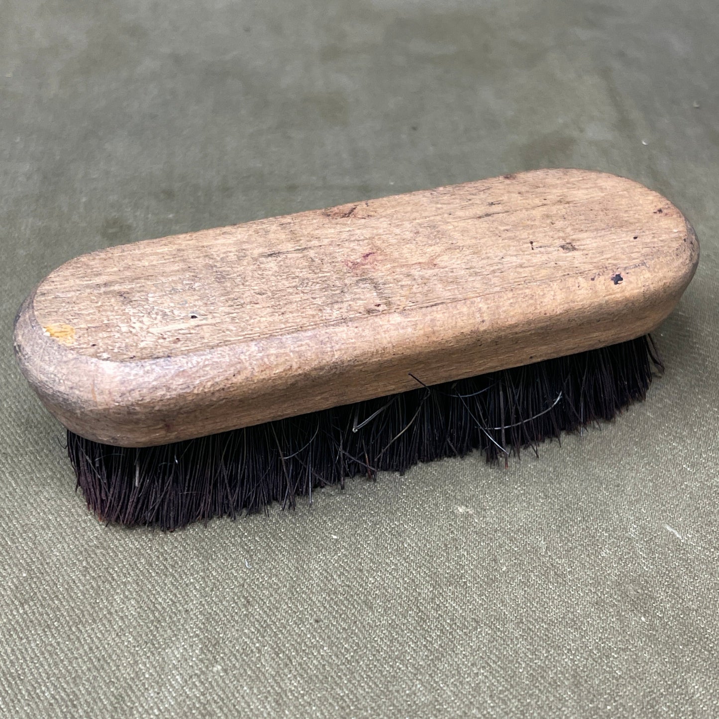 British Army WW2 1940 Dated Briton Bootbrush