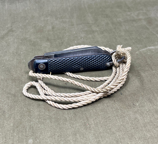 British 1946 Dated Pocket Jack Knife & Lanyard