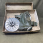 1939-45 WW2 German Civilian Homefront Gas Mask Complet