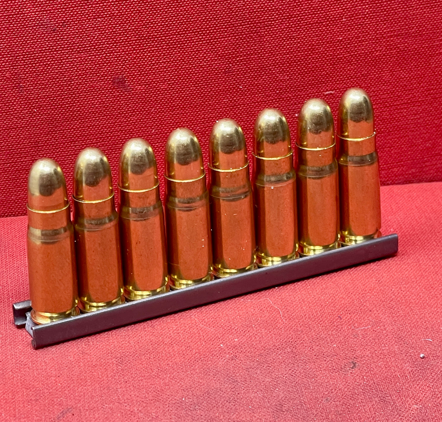 Stripper Clip with 8 × INERT 7.62×25 Tokarev Rounds — Deactivated Training Set