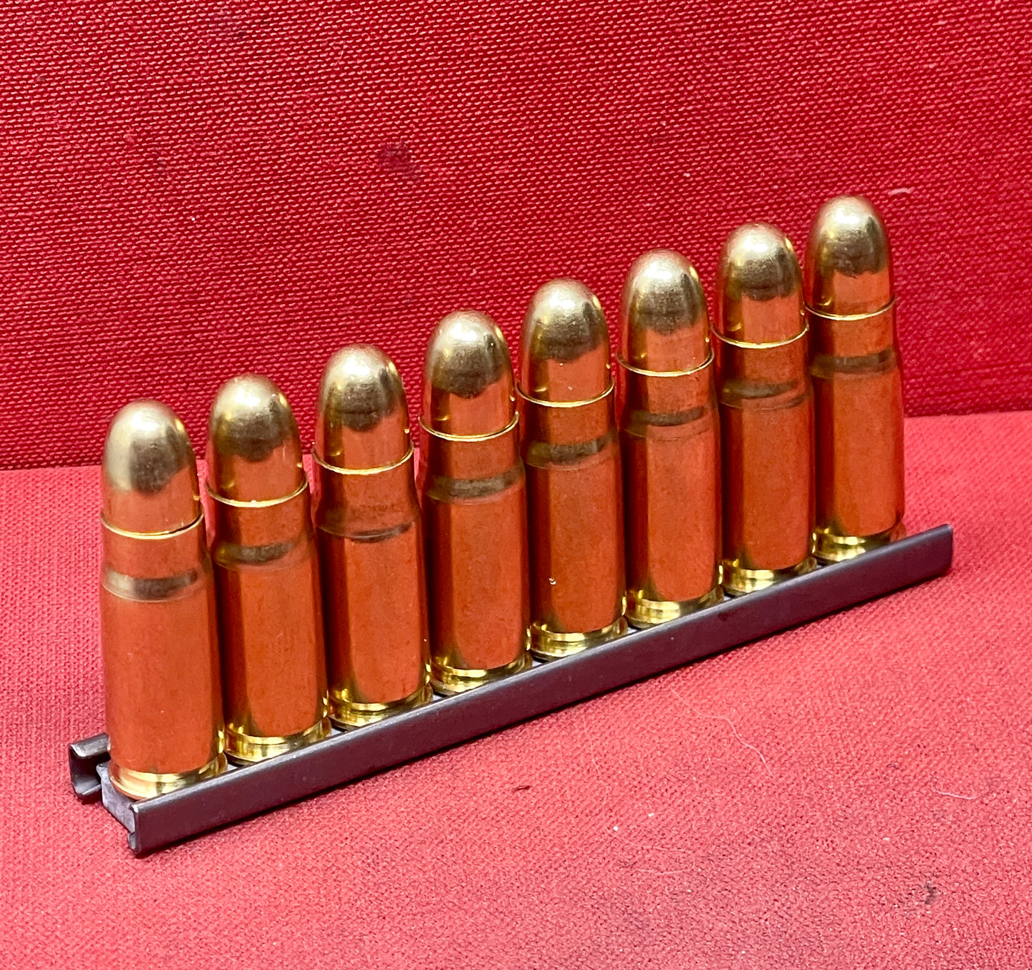 Stripper Clip with 8 × INERT 7.62×25 Tokarev Rounds — Deactivated Training Set