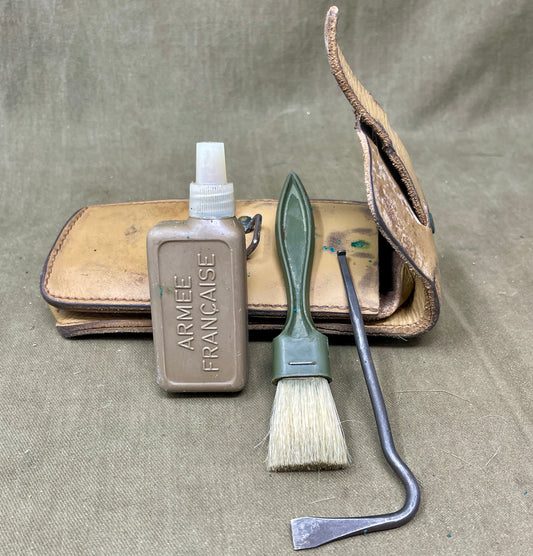 French Foreign Legion Weapon Cleaning Leather Pouch Set – c.1950