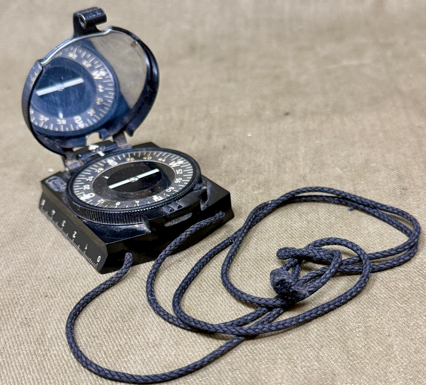 WW2 German Wehrmacht Bakelite Marching Compass – Marked Busch Rathenow