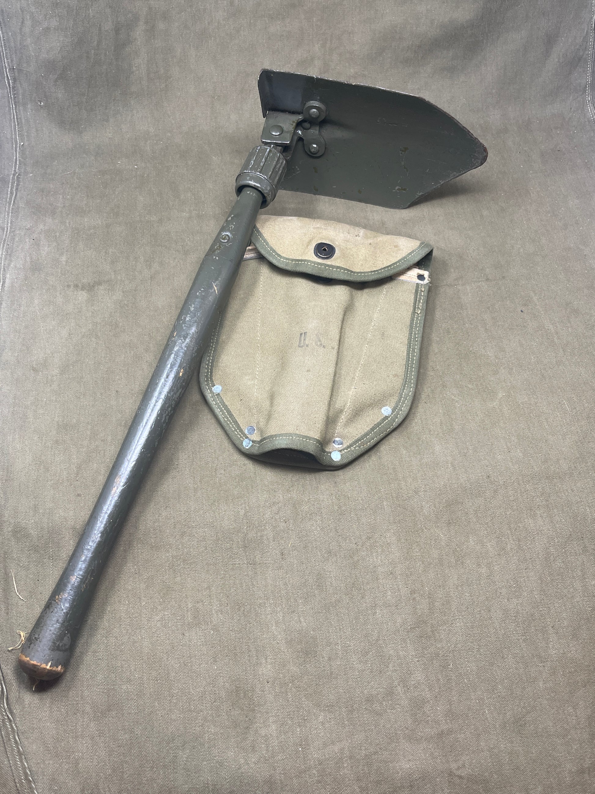 US WWII 1944 Dated Folding Shovel and Case