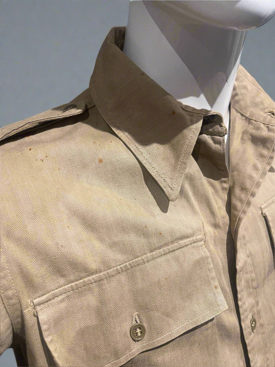 WW2 British officers' khaki bush shirt, in a large size