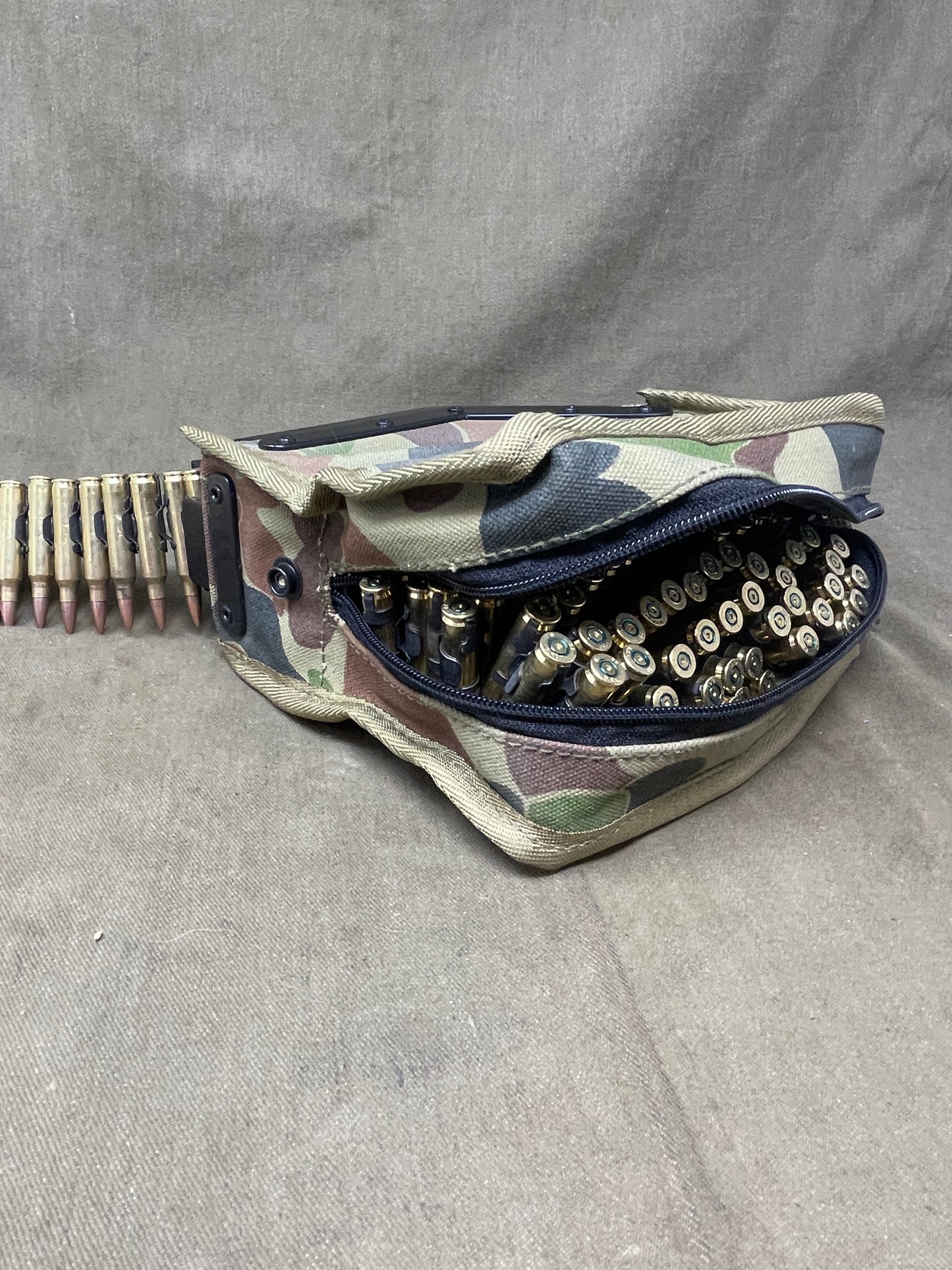 M249 LMG Belt 5.56mm 200 Inert Rounds in Australian Army LMG Pouch