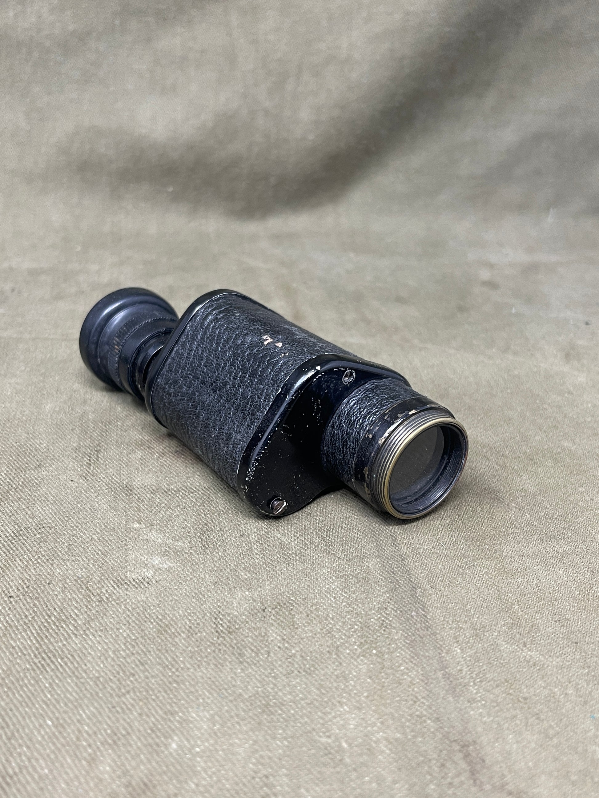 WW2 British Army  Graticued Prismatic x 6 Monocular