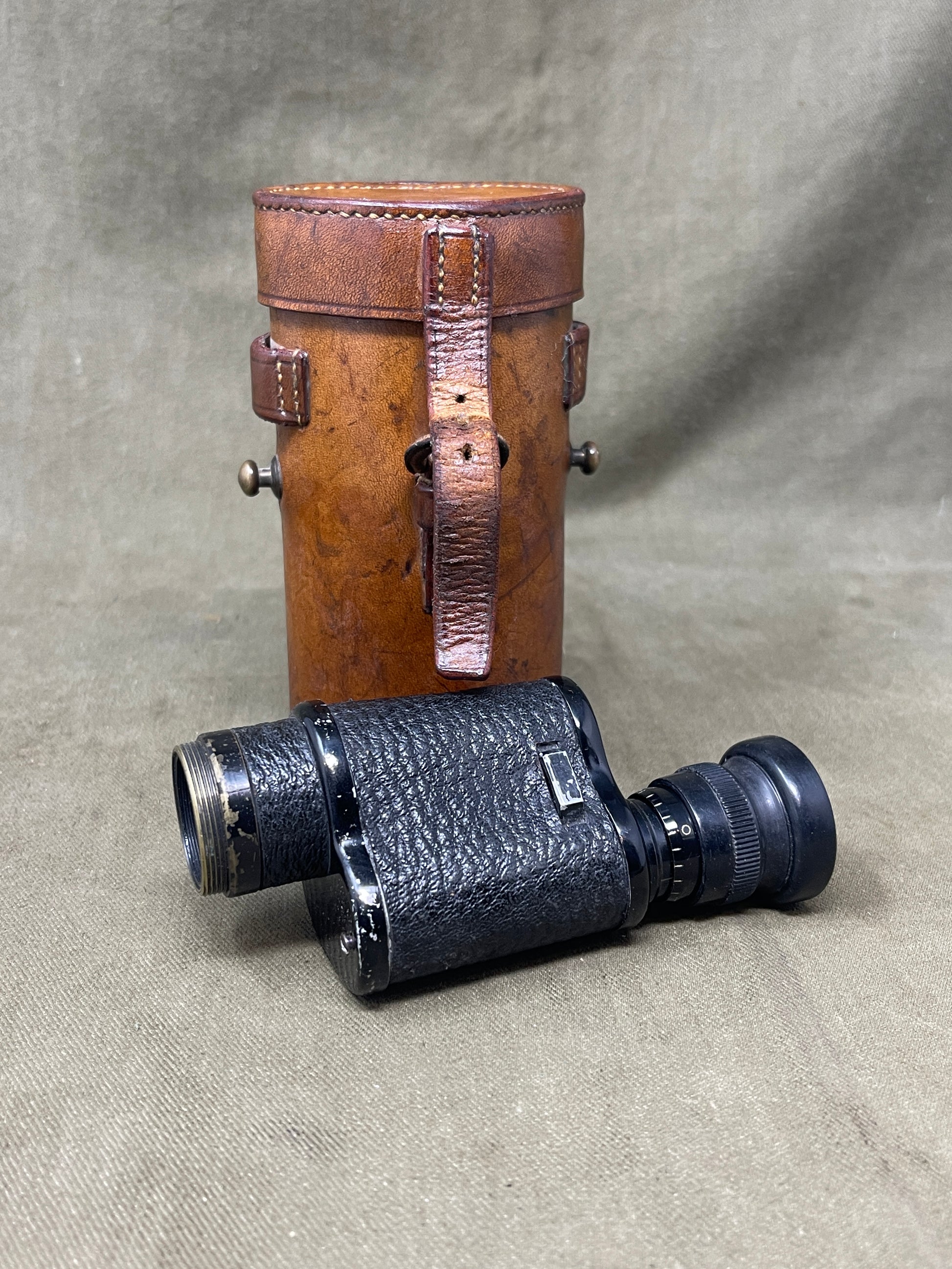 WW2 British Army  Graticued Prismatic x 6 Monocular