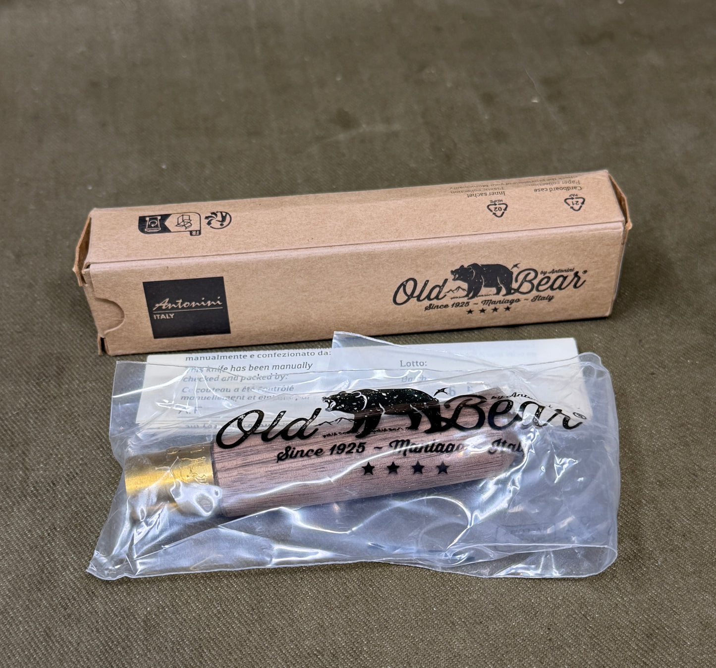 Old Bear Classical Walnut XS, 9307-15-LN pocket knife