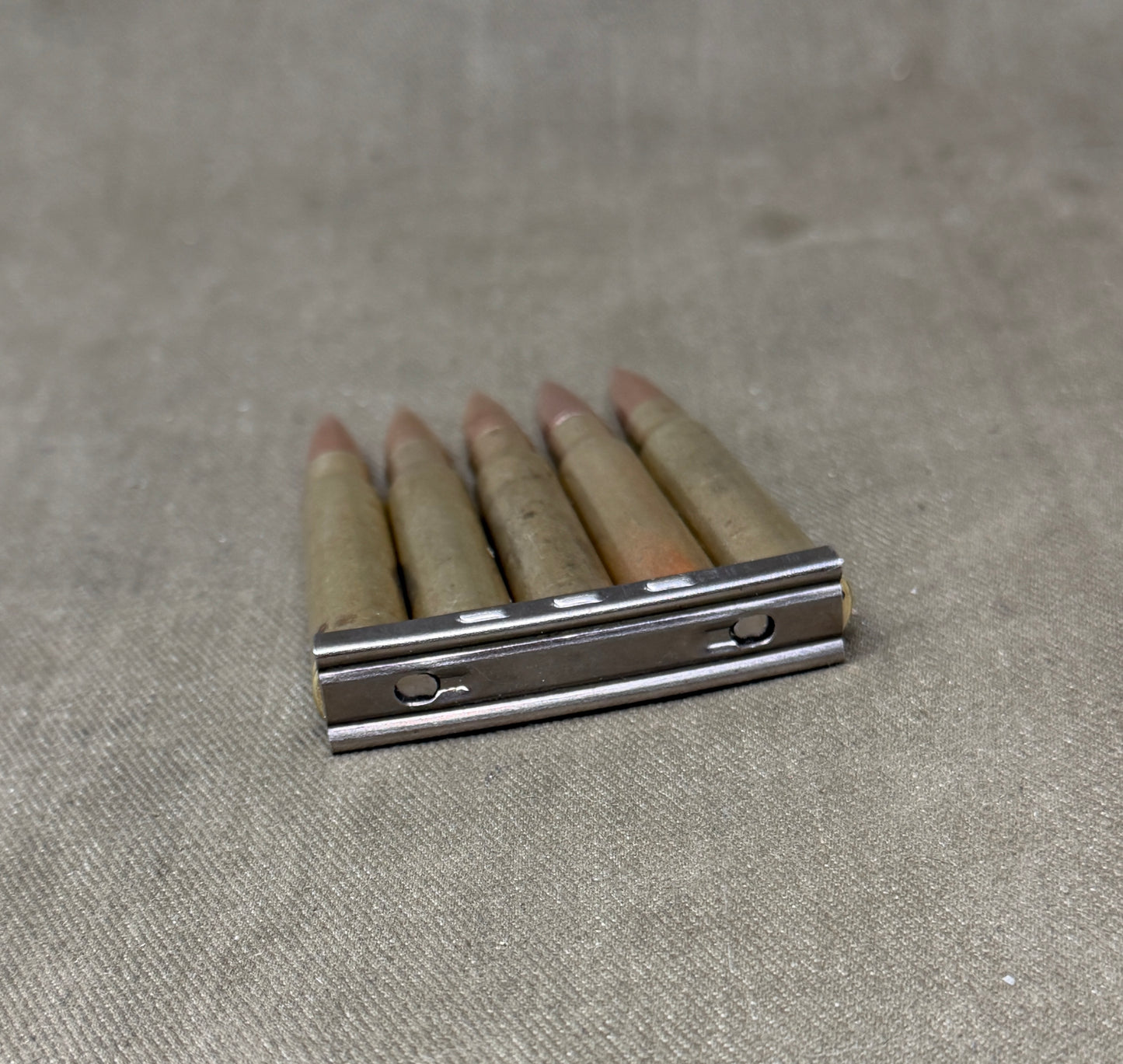 5 x Inert 7.92×57mm 1956 IDF Mauser Rounds on Original Stripper Clip – Deactivated Display Set