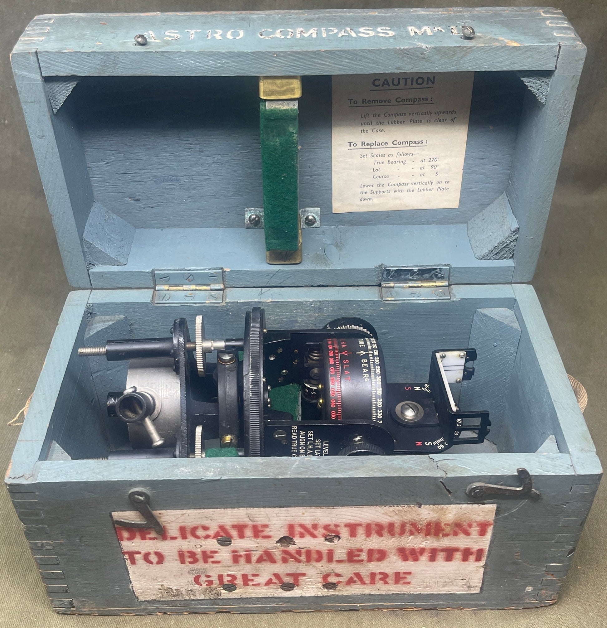 Royal Air Force RAF Astro Compass, Mk II, and Case