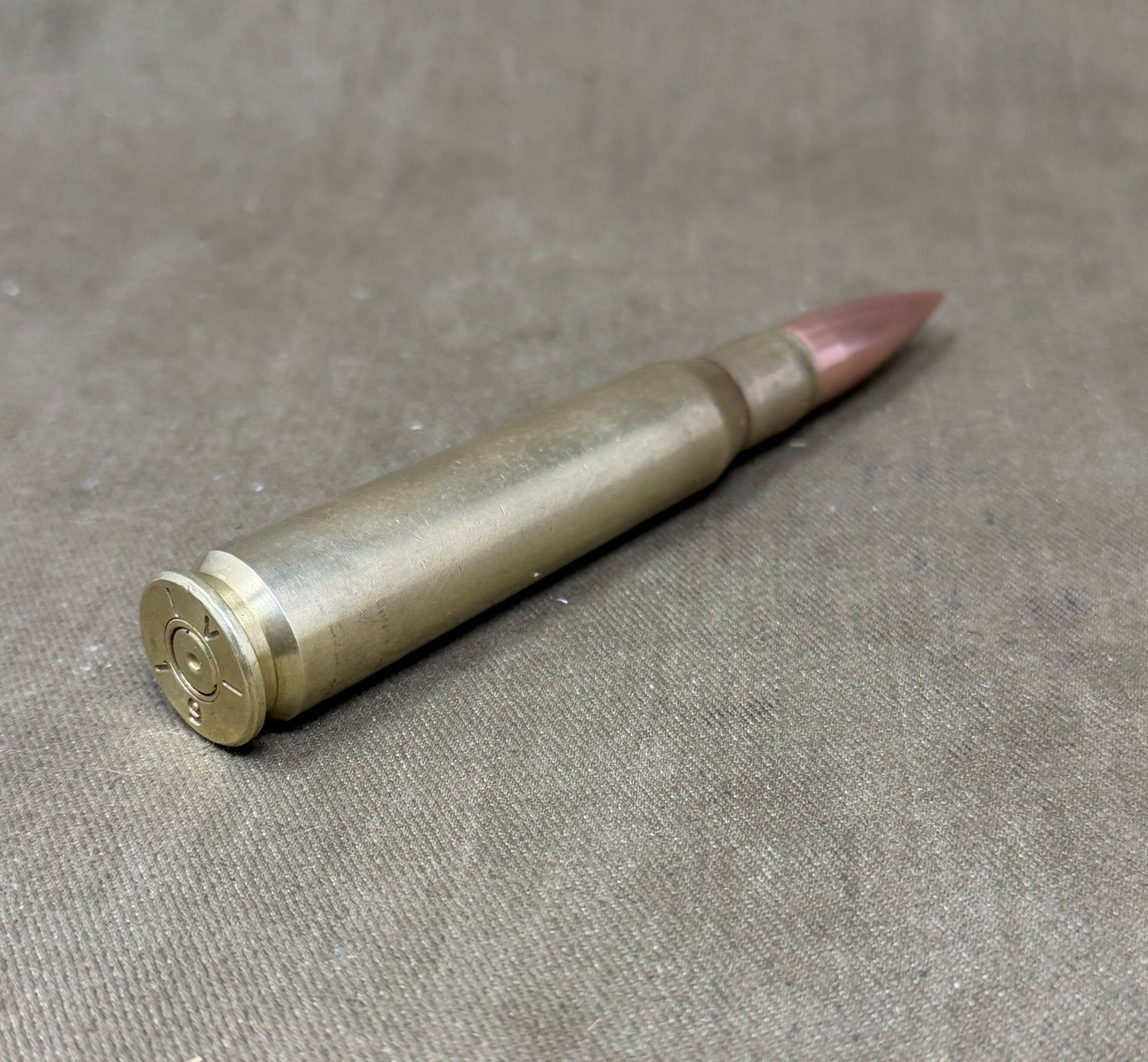 WW2 / Cold War Inert .50 Cal BMG Round with Browning MG Link – Military Display Cartridge