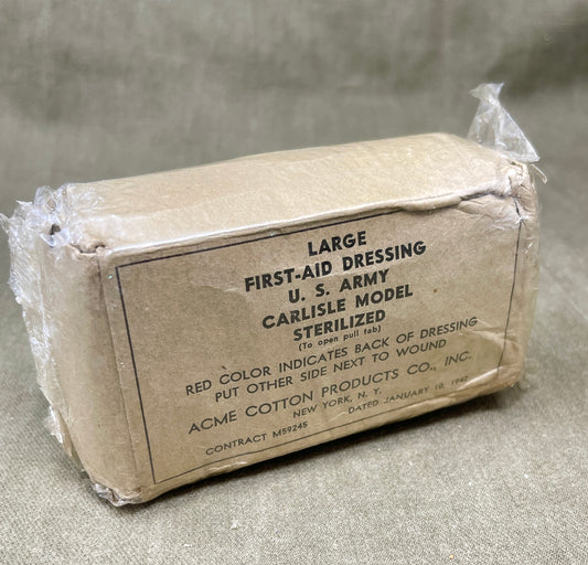 Large First Aid Dressing U.S. Army Carlisle Model Acme Cotton Products Co. Inc. Wound Dressing