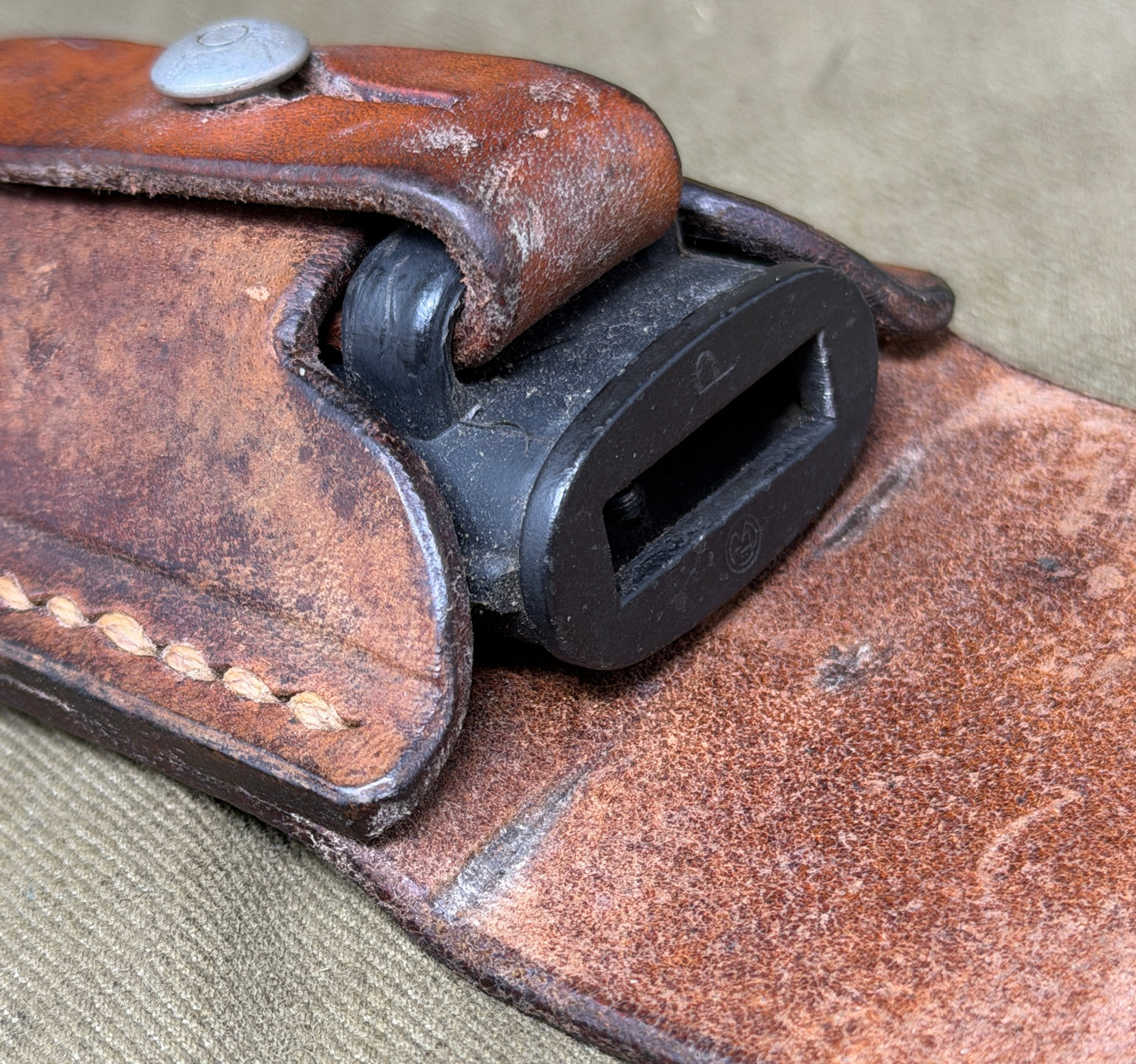 Original Swiss Army M1957 SIG Stgw 57 Bayonet & Frog – Cold War Era