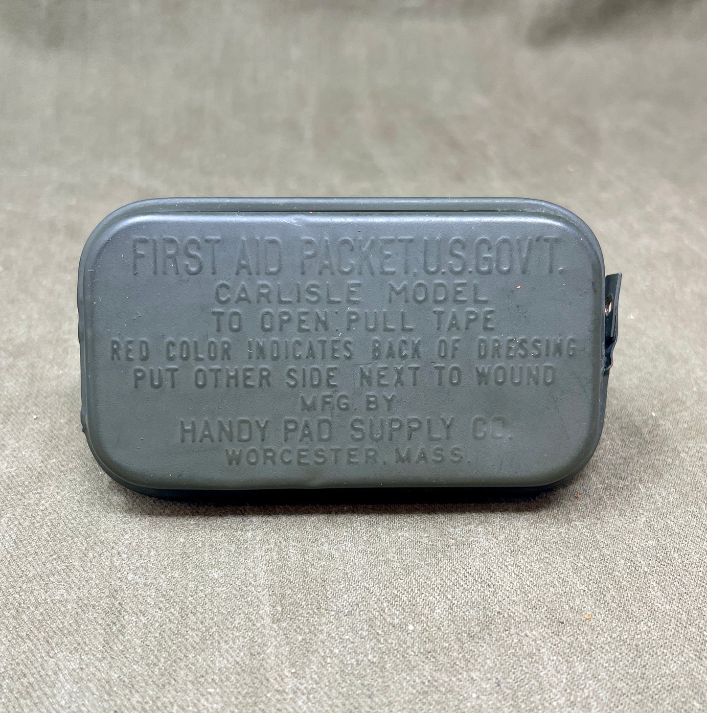 Olive Drab US Army Dressing First Aid Packet US Govt Carlisle Model by Handy  Pad Supply Co with Sulfanilamide 