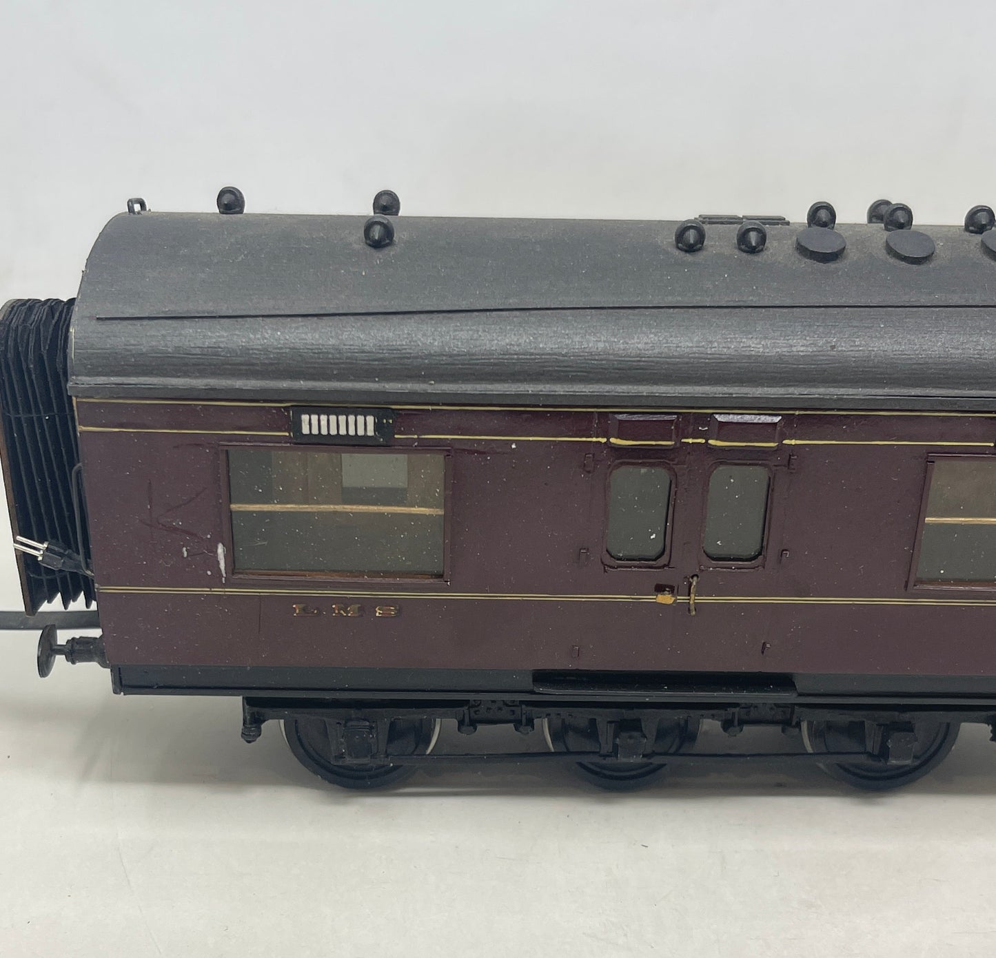  0 Gauge LMS Maroon Stanier 3rd Coach 