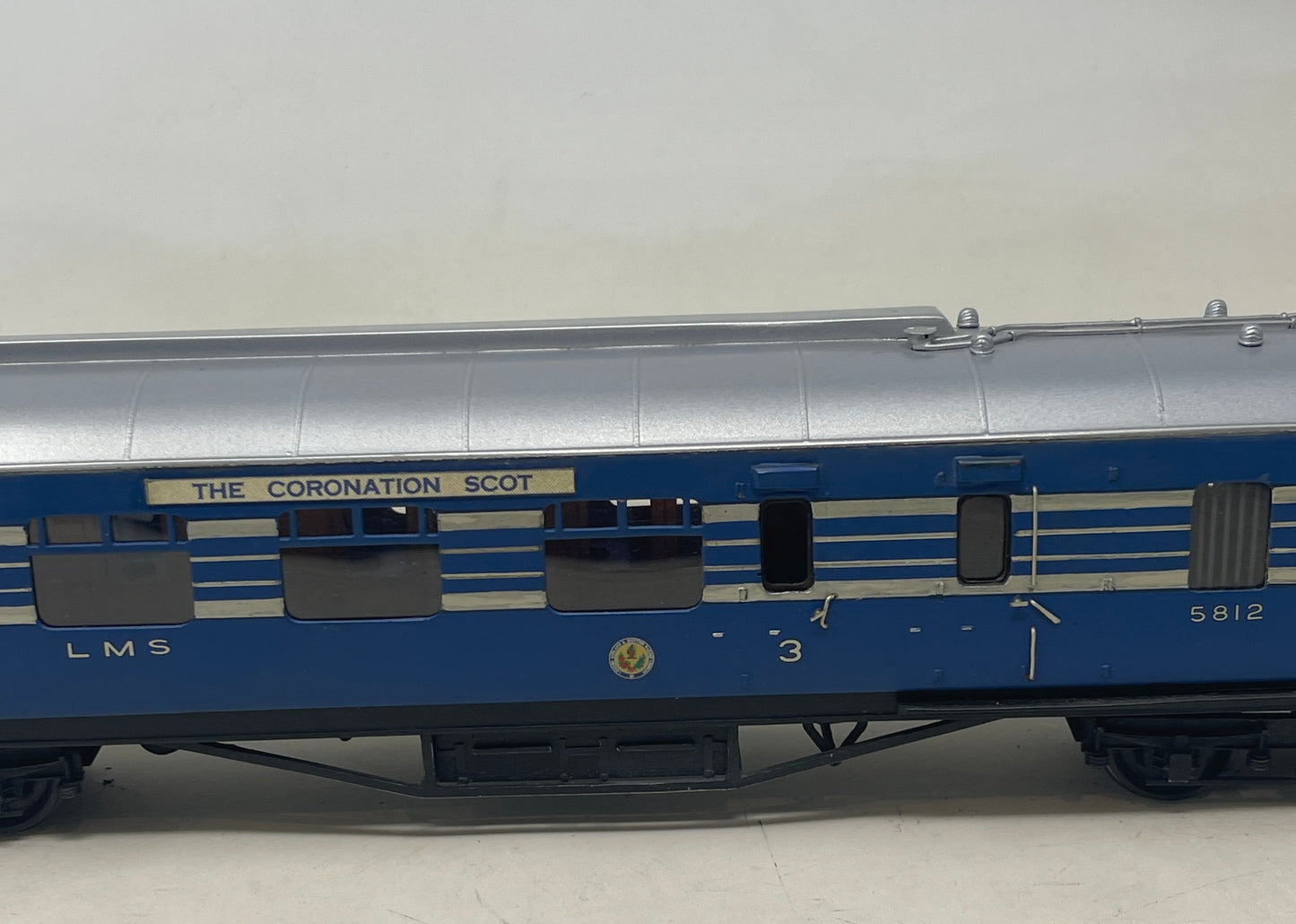 O Gauge LMS Coronation Scot Coach