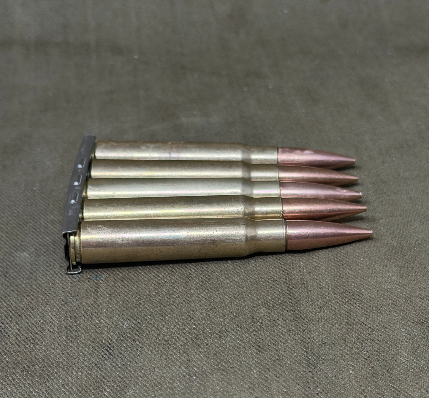 5 × INERT 7.92×57mm Rounds on Original Stripper Clip — Deactivated Display Set