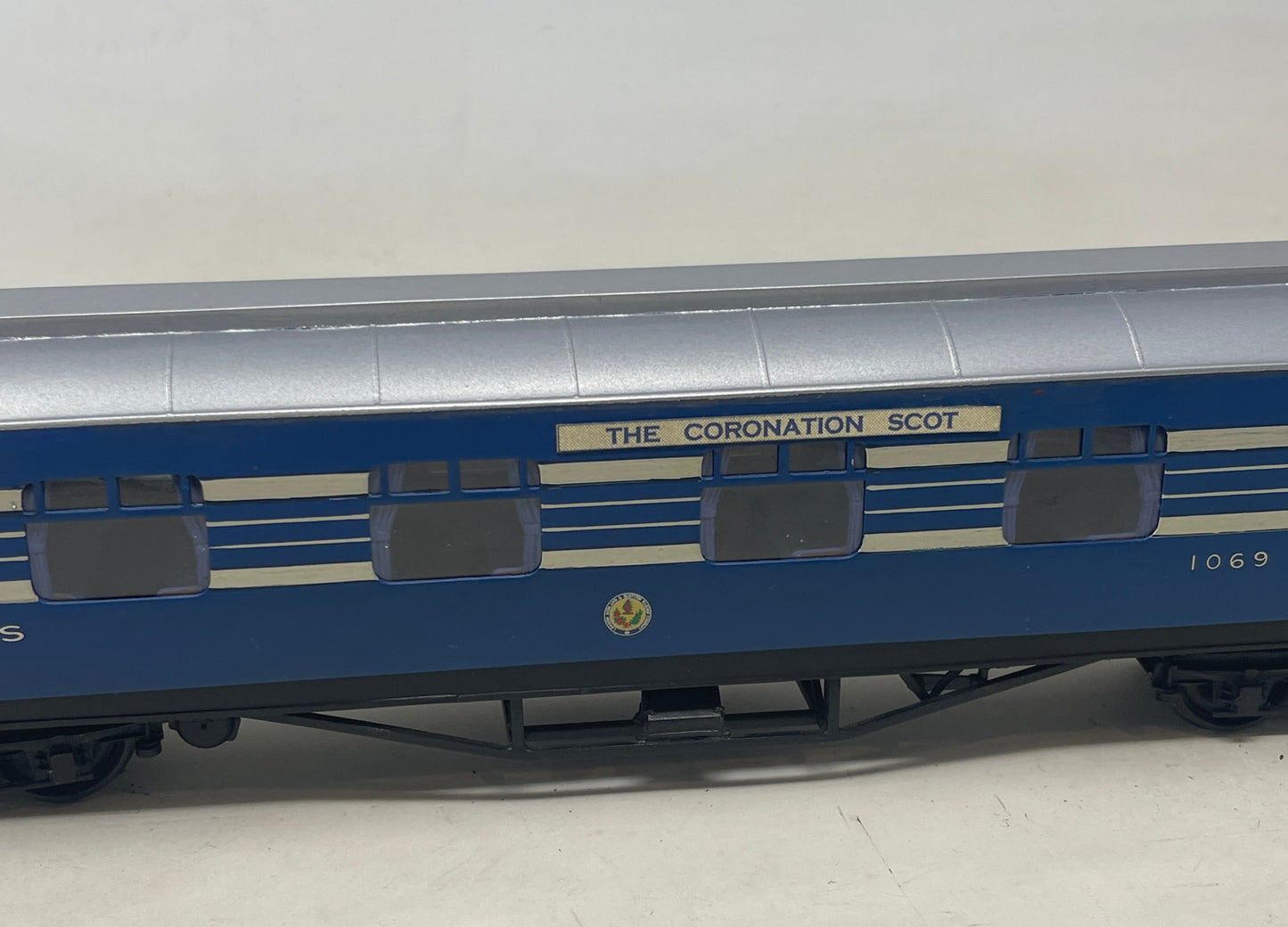 O Gauge LMS Coronation Scot  Coach