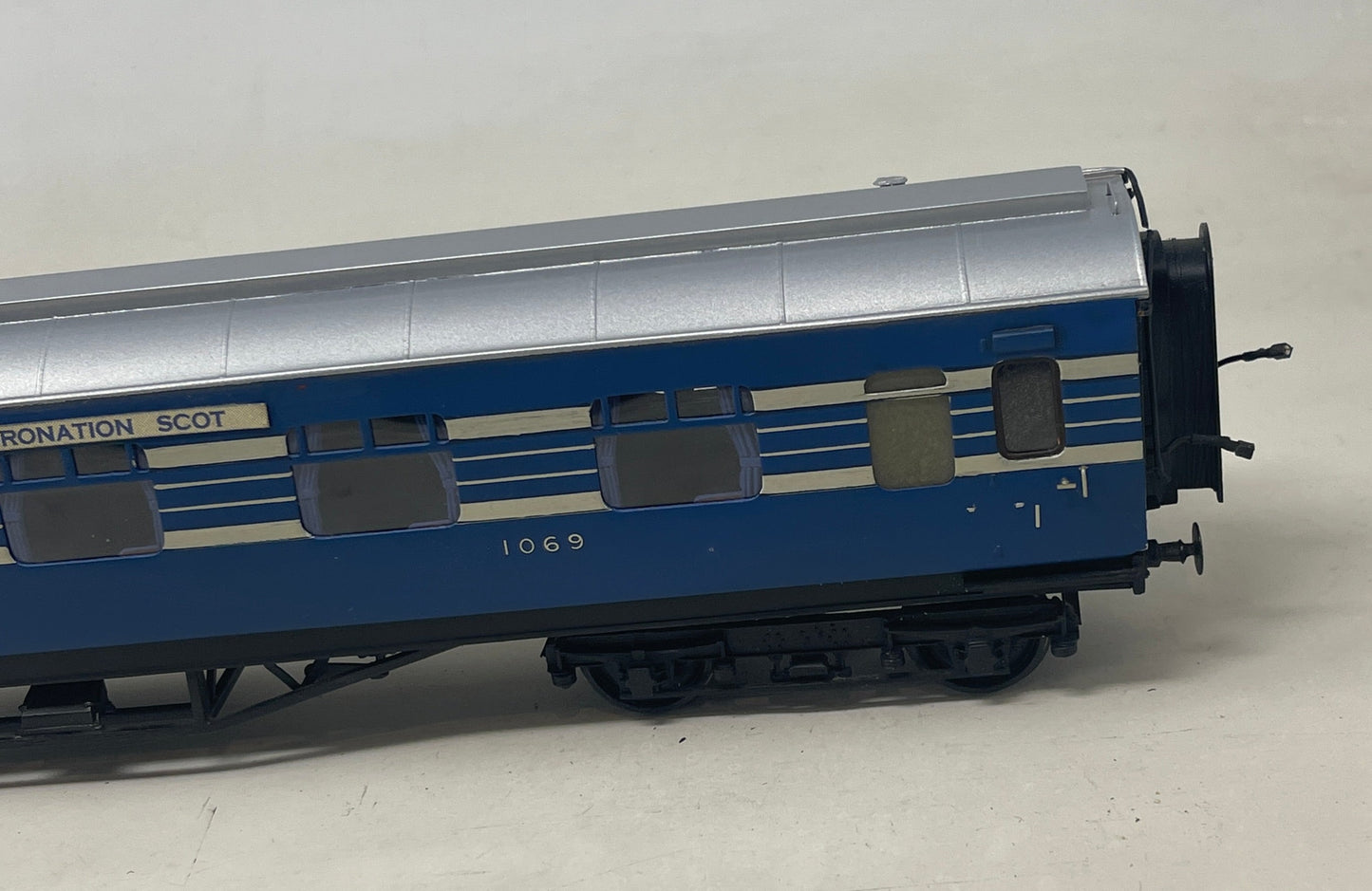 O Gauge LMS Coronation Scot  Coach