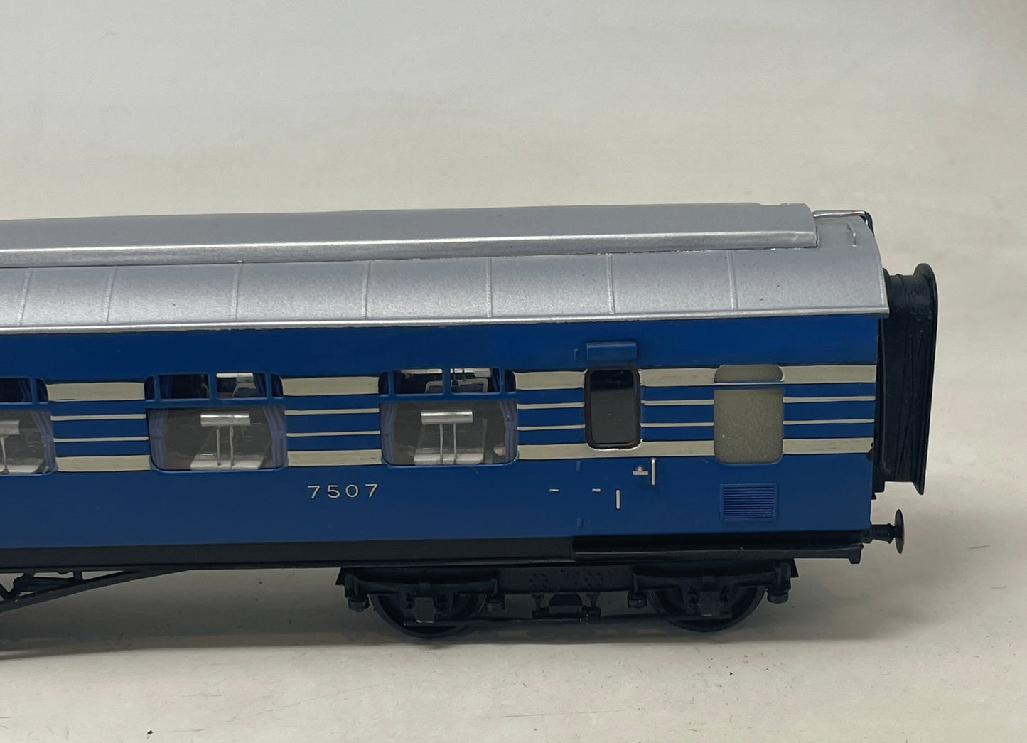 O Gauge LMS Coronation Scot  Coach