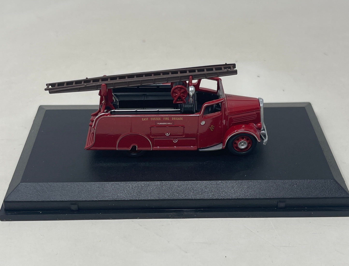 Oxford  1/76 Fire Engine