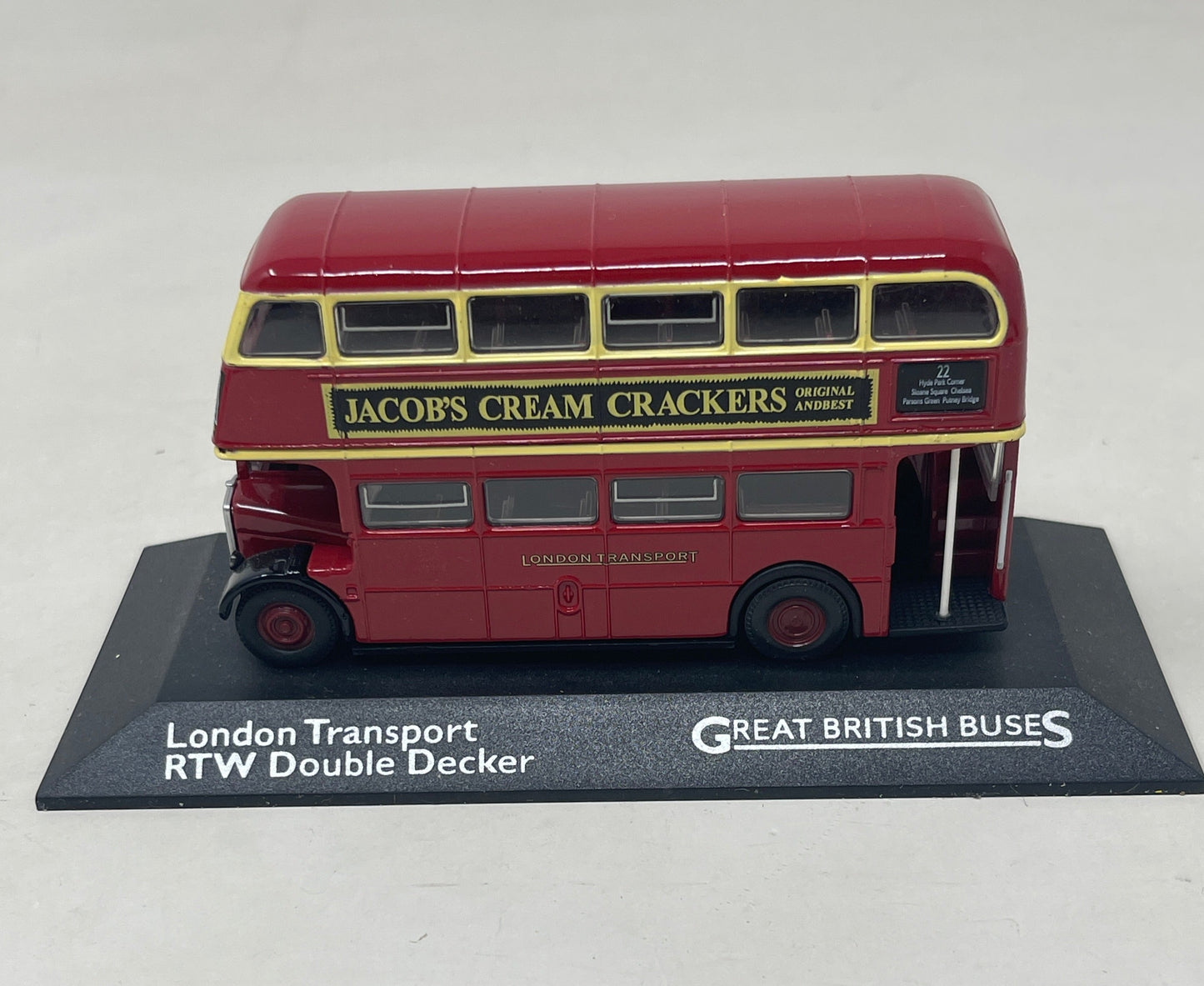 Die Cast 1:76 Scale London Transport RTW Double Decker Bus