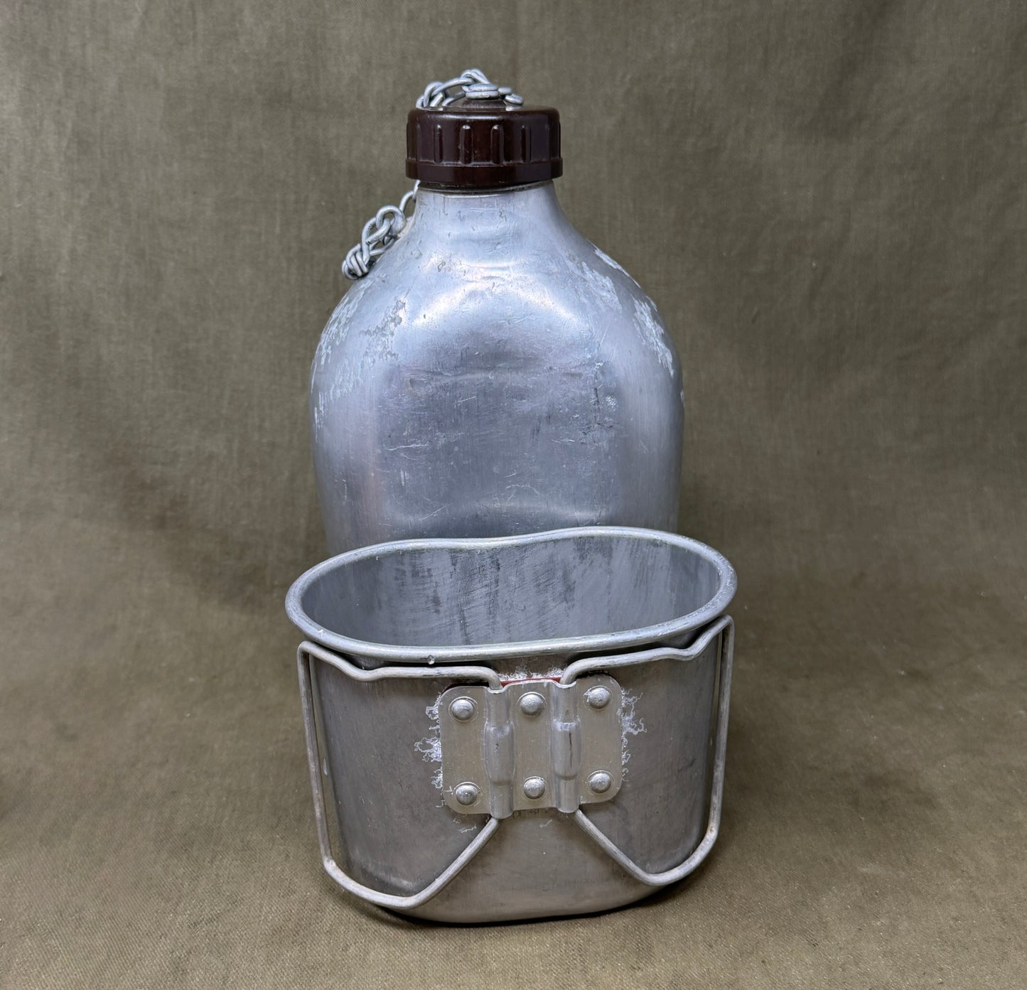Original French Army Aluminium Canteen & Cup Set by A. Bourgeat – Cold War Military Issue