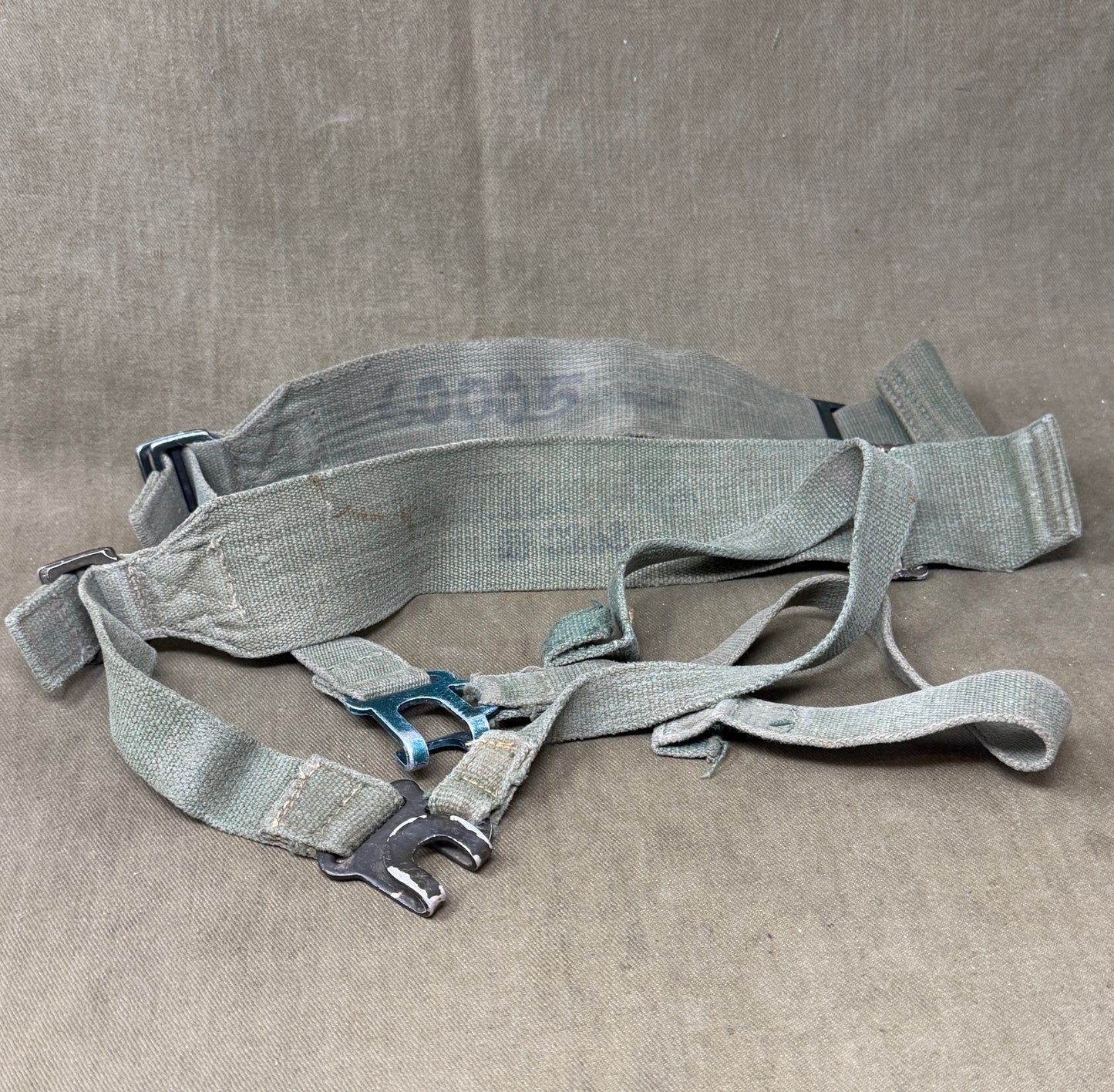 Original British Army 1944 Pattern Webbing Small Pack Straps (Left & Right Pair)
