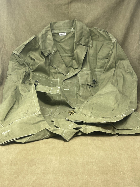 Original 1950 British Army Jungle Green Bush Jacket – Size 4, Christopher Roberts & Co.  – Excellent Condition 