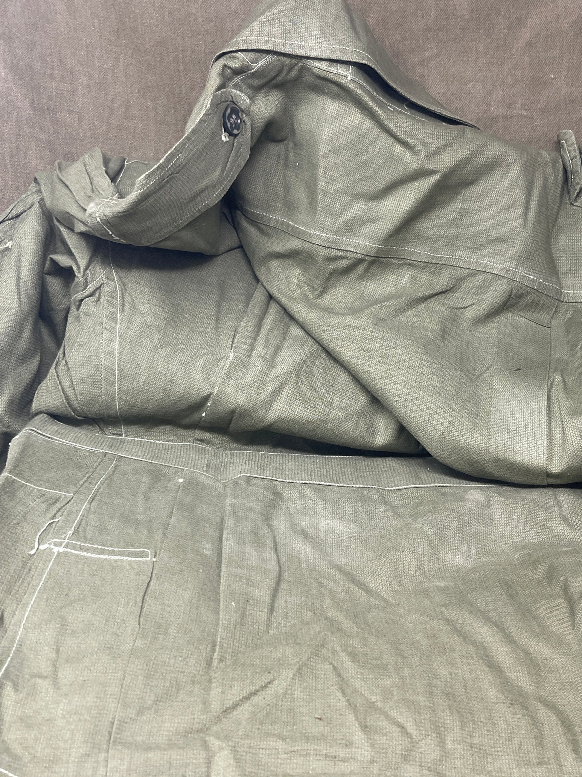 Original 1950 British Army Jungle Green Bush Jacket – Size 4, Christopher Roberts & Co.  – Excellent Condition 