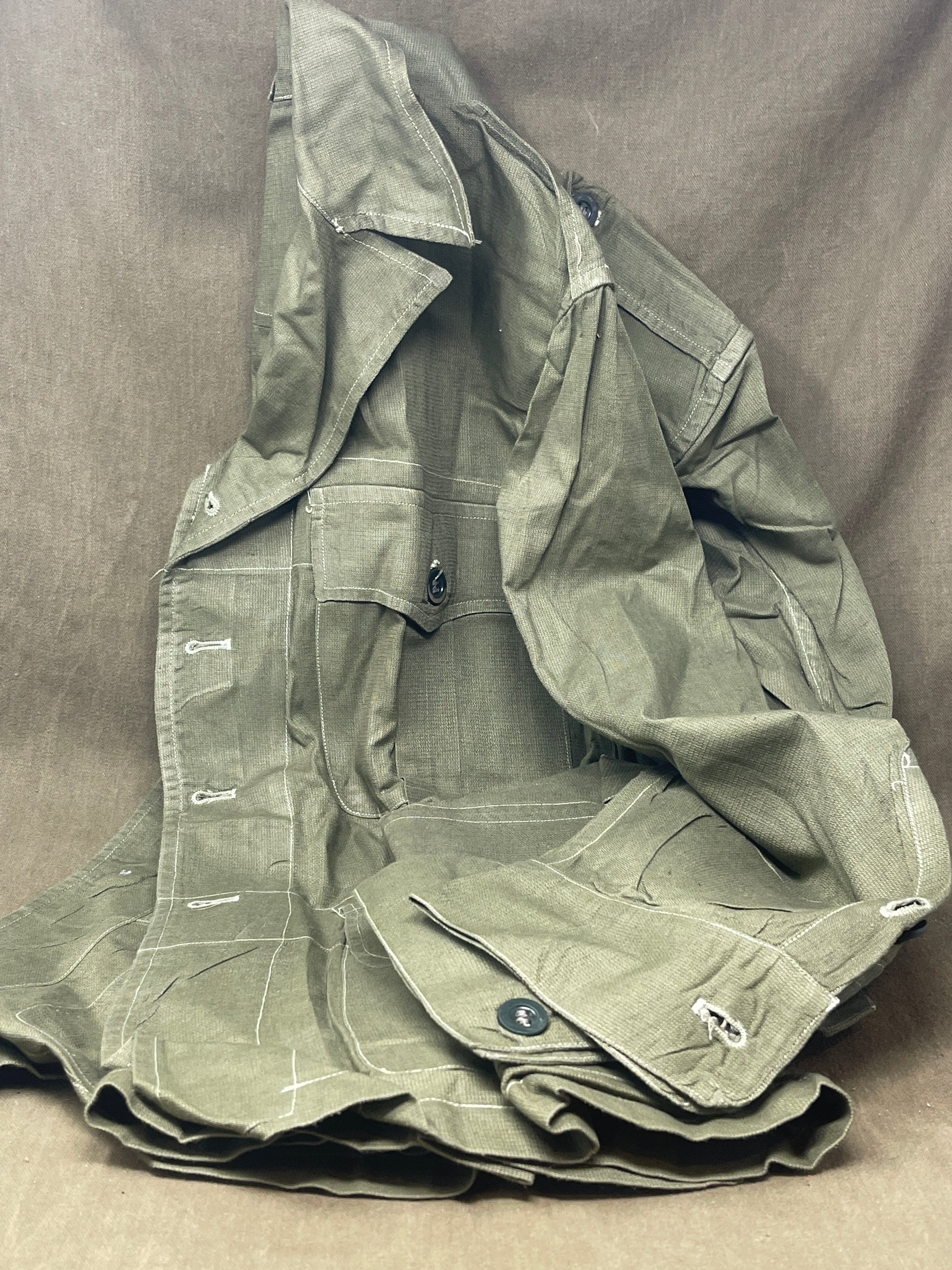 Original 1950 British Army Jungle Green Bush Jacket – Size 4, Christopher Roberts & Co.  – Excellent Condition 