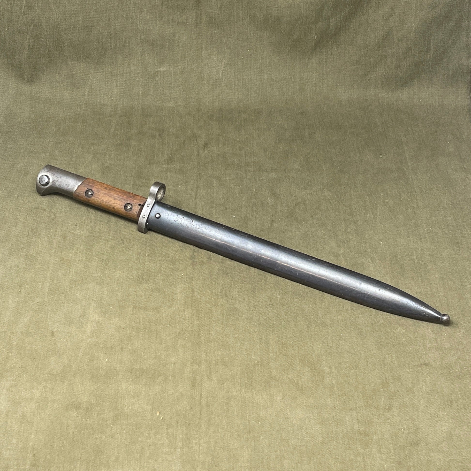 Czechoslovakian V-24 Bayonet & Scabbard