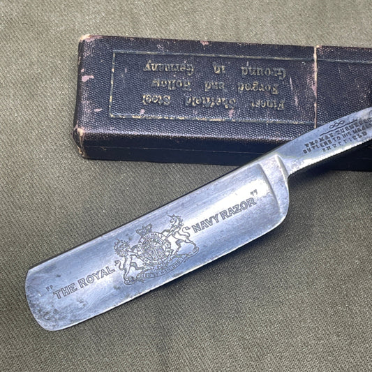 Military Vintage  "The Royal Navy Razor" by  Thomas Turner Cuttlers To His Majesty Sheffield 