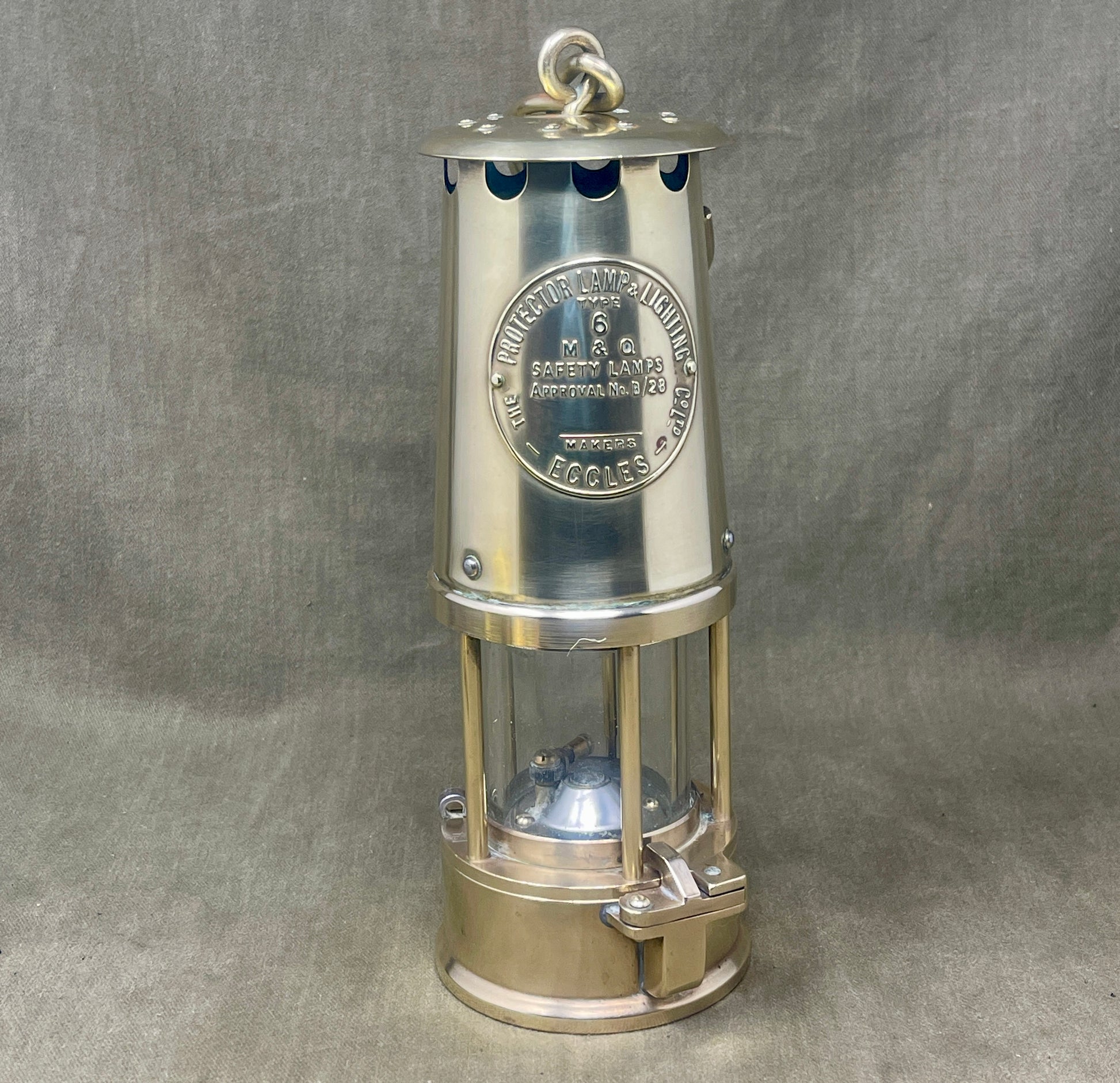 The Eccles Protector Lamp & Lighting Co Ltd Type 6