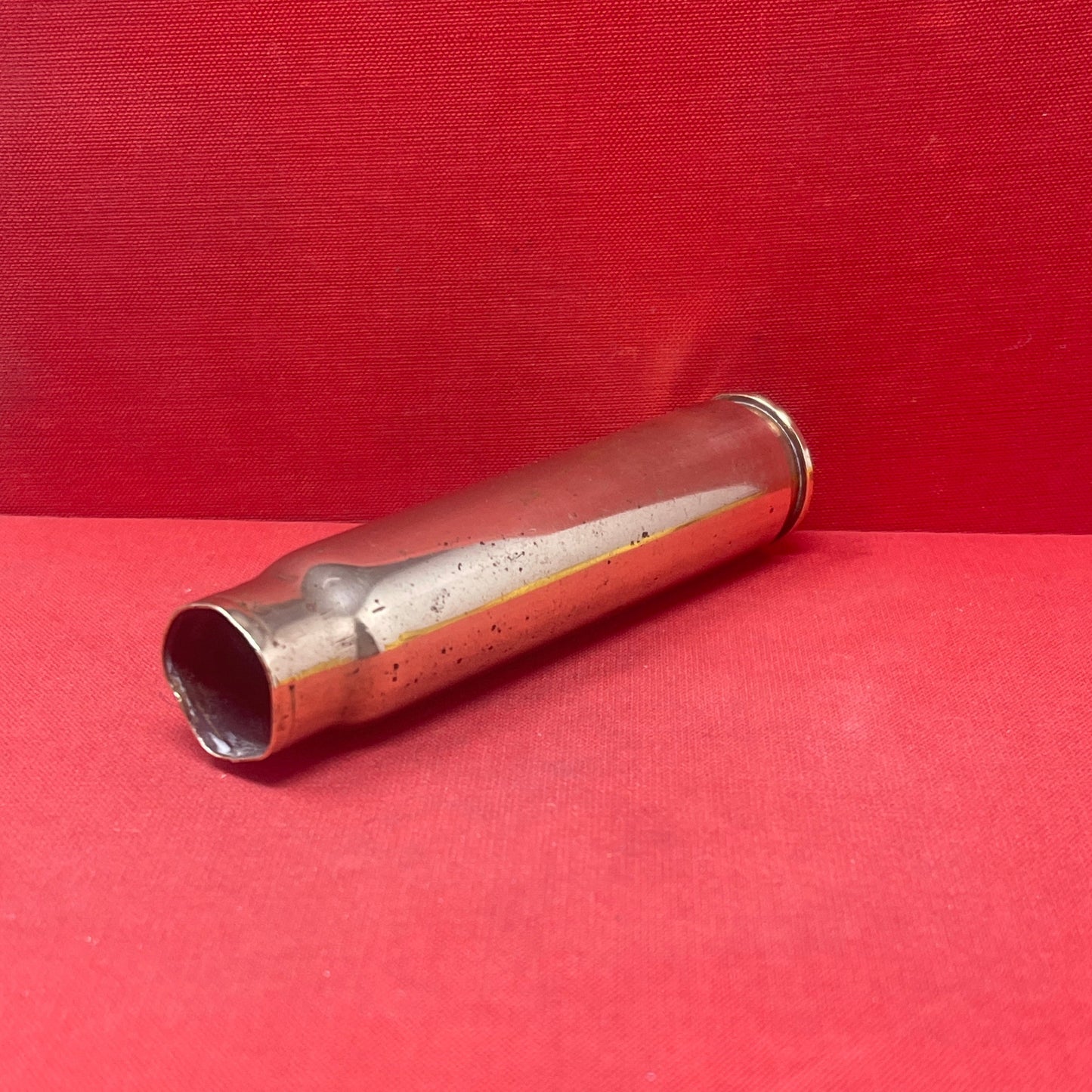 This particular 20mm casing was manufactured in&nbsp; ST - Royal Ordnance Factory, Steeton