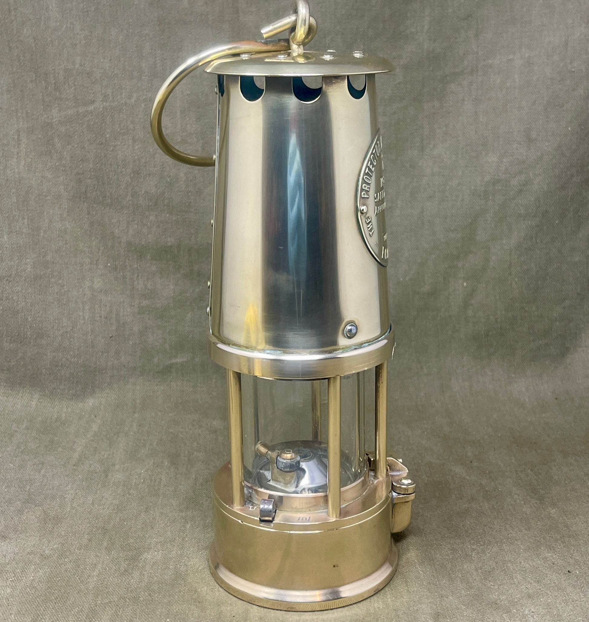 The Eccles Protector Lamp & Lighting Co Ltd Type 6