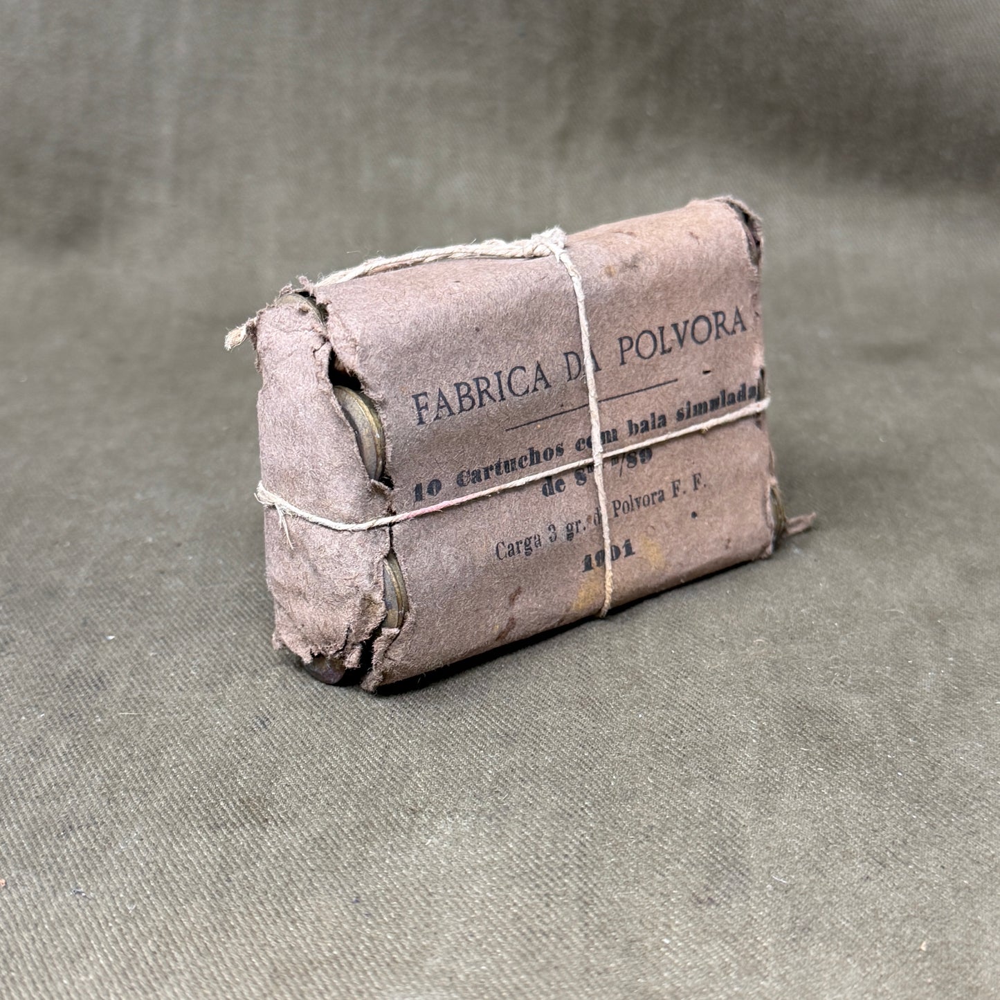 Rare 1901 Portuguese 8mm M/89 Kropatschek Wooden Bullet Ammunition Packet – INERT
