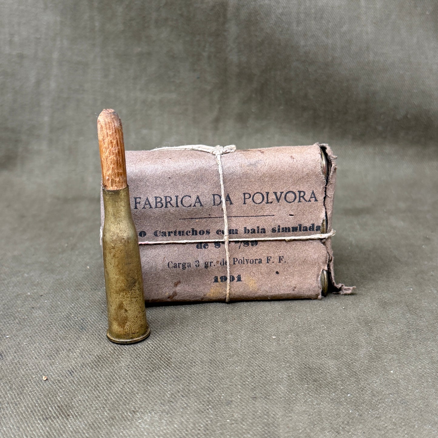 Rare 1901 Portuguese 8mm M/89 Kropatschek Wooden Bullet Ammunition Packet – INERT