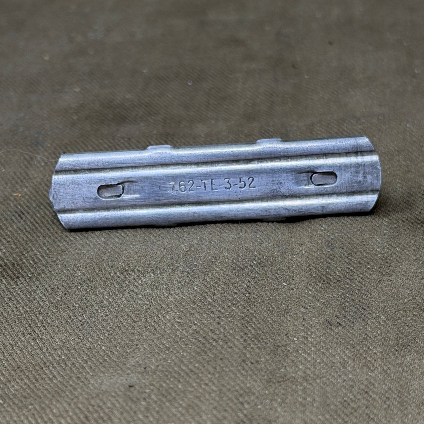 US 7.62×51 NATO 5-Round Stripper Clip – TL Marked Military Charger