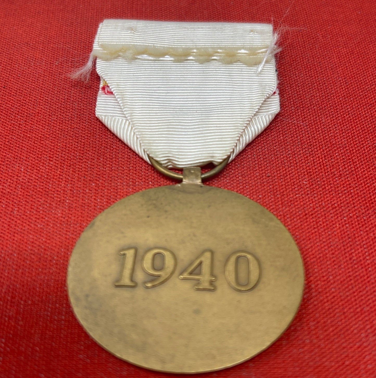 Belgian WW2 Medal for Volunteers of the Army Recruitment Centres in France 1940. French version CRAB